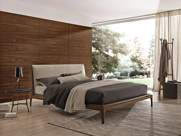 Double bed with upholstered headboard Gladys wood Duomo Design factory Duomo Design from Italy. Foto №3