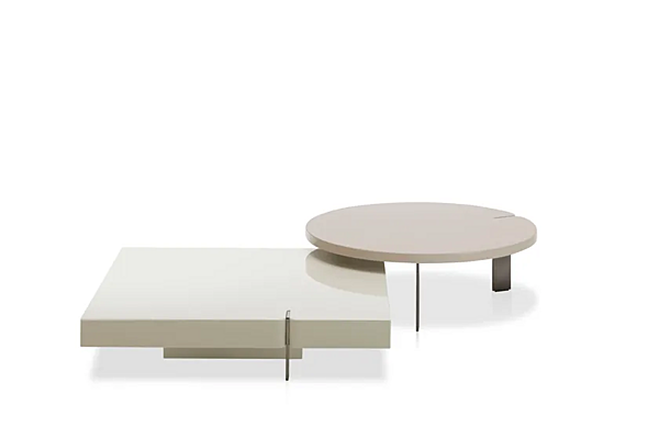 Square Wooden Coffee Table Butter Saba factory SABA from Italy. Foto №3