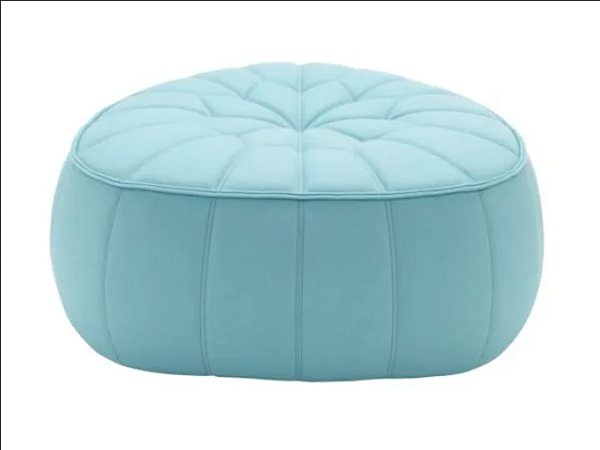 Upholstered Fabric Pouf Ottoman LIGNE ROSET 18220305 factory LIGNE ROSET from Italy. Foto №1