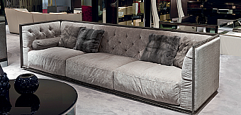 Couch W 555