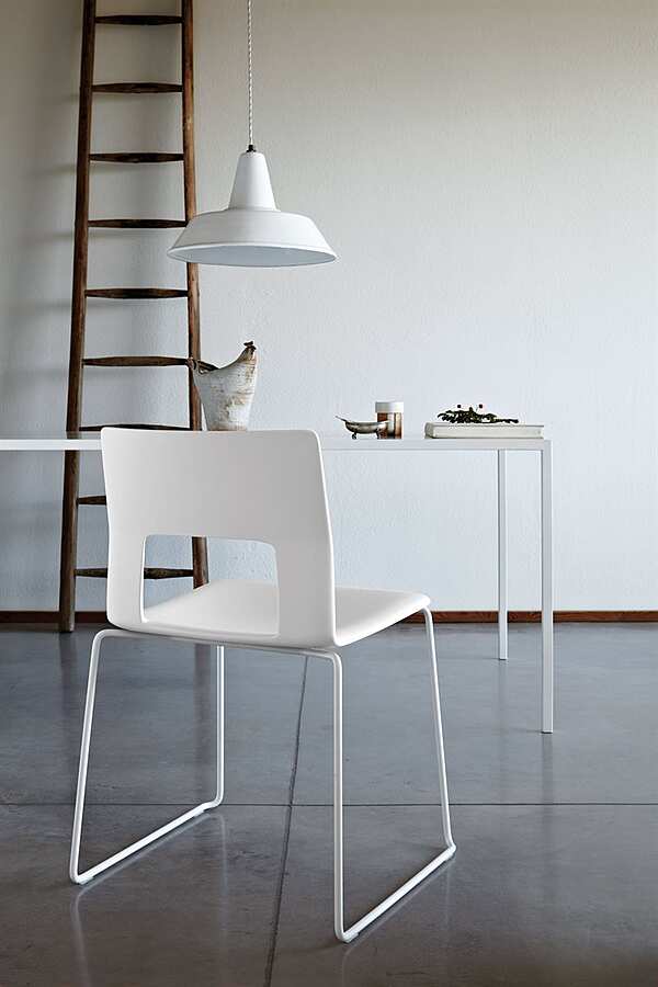 Chair DESALTO Kobe - chair with tubular frame factory DESALTO from Italy. Foto №7