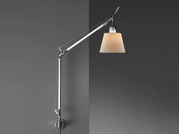 Aluminium wall lamp with swing arm Artemide Tolomeo Basculante 0947010A / 0947020A factory Artemide from Italy. Foto №1