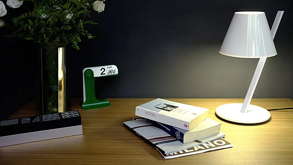 LED Table Lamp Polycarbonate La Petite Artemide 1751020A, 1751030A factory Artemide from Italy. Foto №5