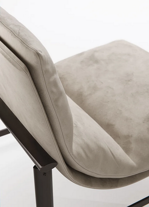 Upholstered armchair with soft back MisuraEmme Baltimora factory MisuraEmme from Italy. Foto №2