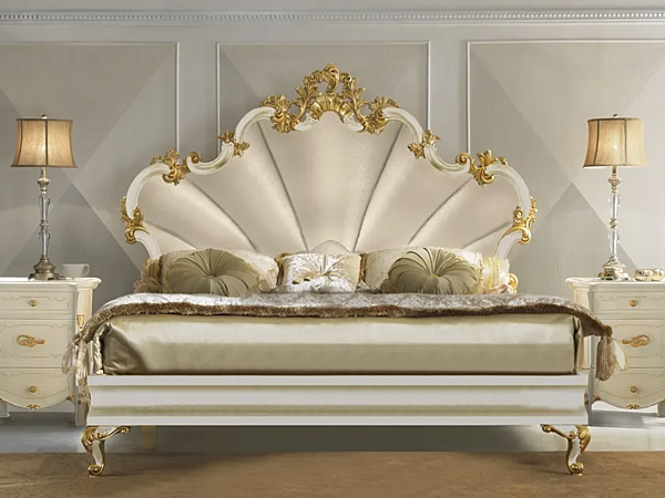 Wooden double bed with upholstered headboard CASA +39 DIAMANTE 2402 factory CASA +39 from Italy. Foto №1