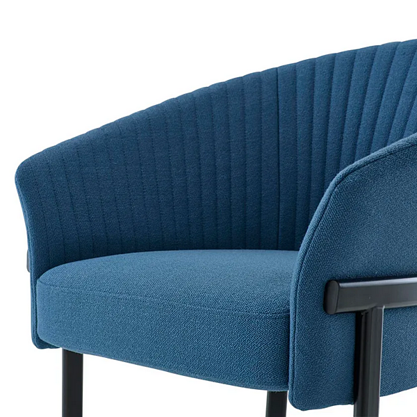 Fabric easy chair with armrests Valmy LIGNE ROSET factory LIGNE ROSET from Italy. Foto №3