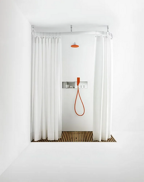 Wall Mounted Round Rubber Shower AGAPE KAA factory Agape from Italy. Foto №4
