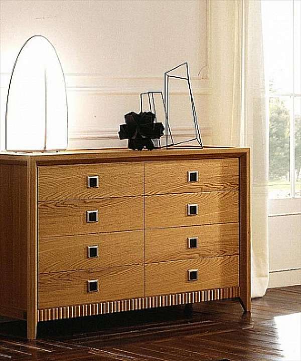 Chest of drawers BOTTEGA D'ARTE 452 factory BOTTEGA D'ARTE from Italy. Foto №1