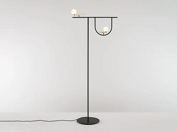 LED floor lamp in brass Yanzi Artemide 1102010A factory Artemide from Italy. Foto №1