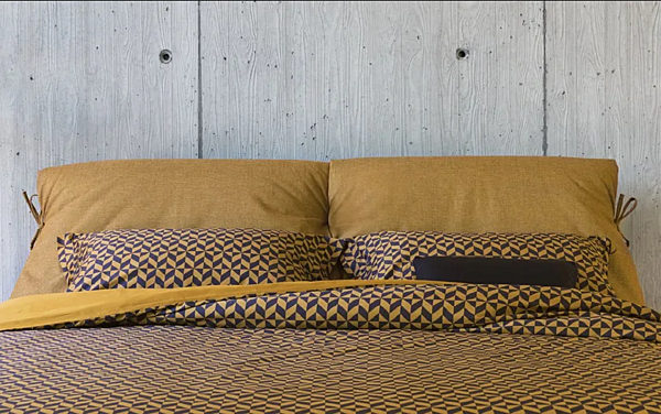 Double bed with removable cover Nathalie Flou factory Flou from Italy. Foto №9