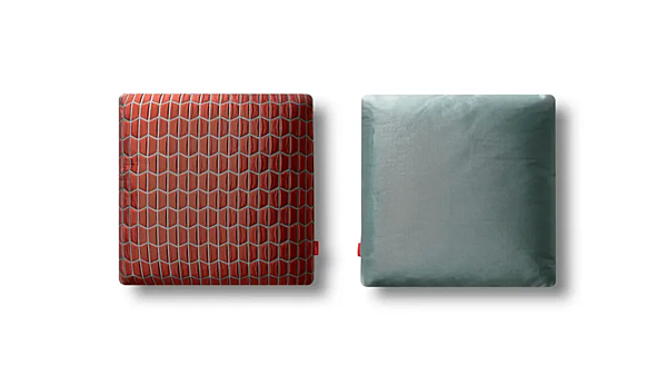 Square Fabric Cushion Frame Mirror CASSINA factory CASSINA from Italy. Foto №5
