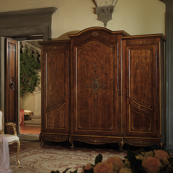 Cupboard STILE LEGNO 0129 factory STILE LEGNO from Italy. Foto №2