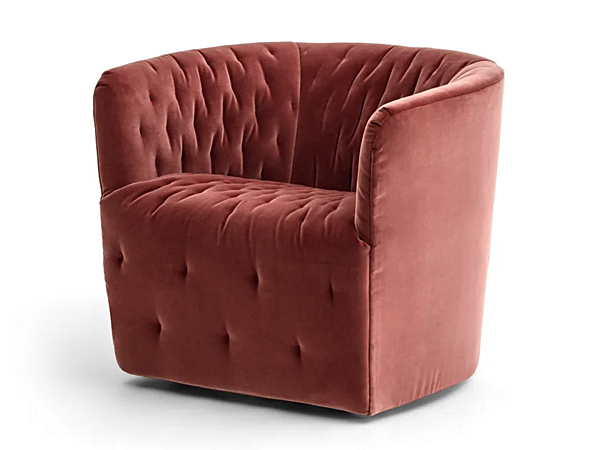 Polyurethane armchair with removable cover and armrests Saba Amelie factory SABA from Italy. Foto №1