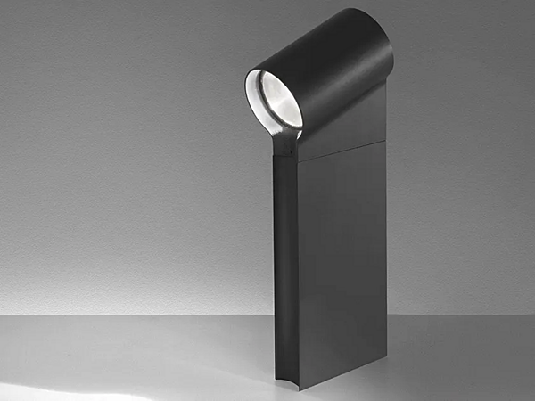 LED Bollard Light in Aluminium Oblique by Artemide T086200, T086300 factory Artemide from Italy. Foto №1